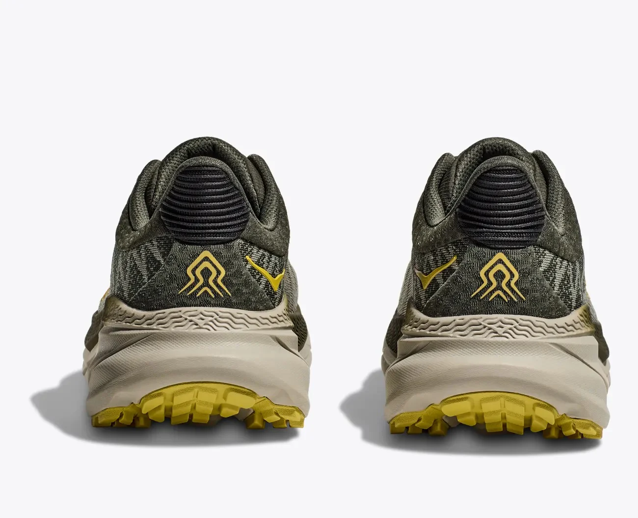 Men's Wide Fit Hoka Challenger 7 Trail Running Trainers - Image 7