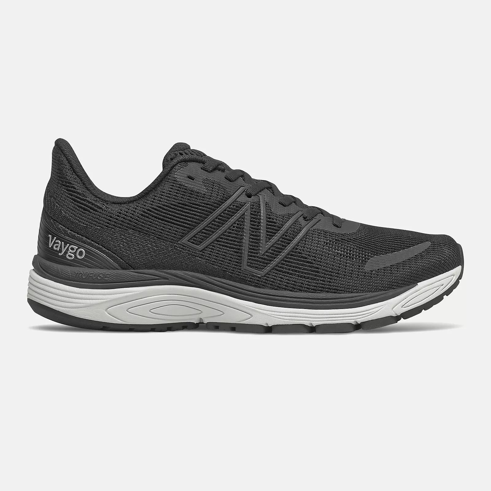 Men's Wide Fit New Balance MVYGO Vaygo Running Trainers - Image 2