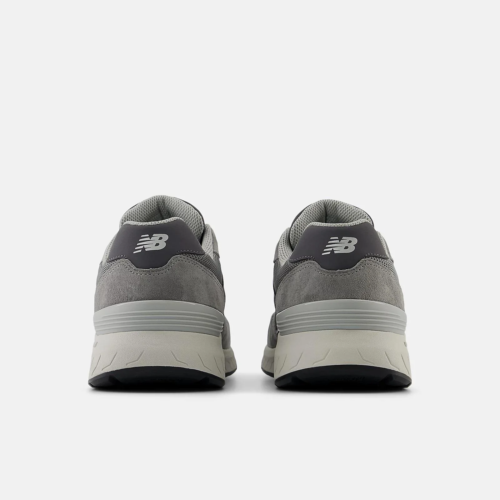 Women's Wide Fit New Balance MW880CA6 Walking/Running Trainers - Image 6