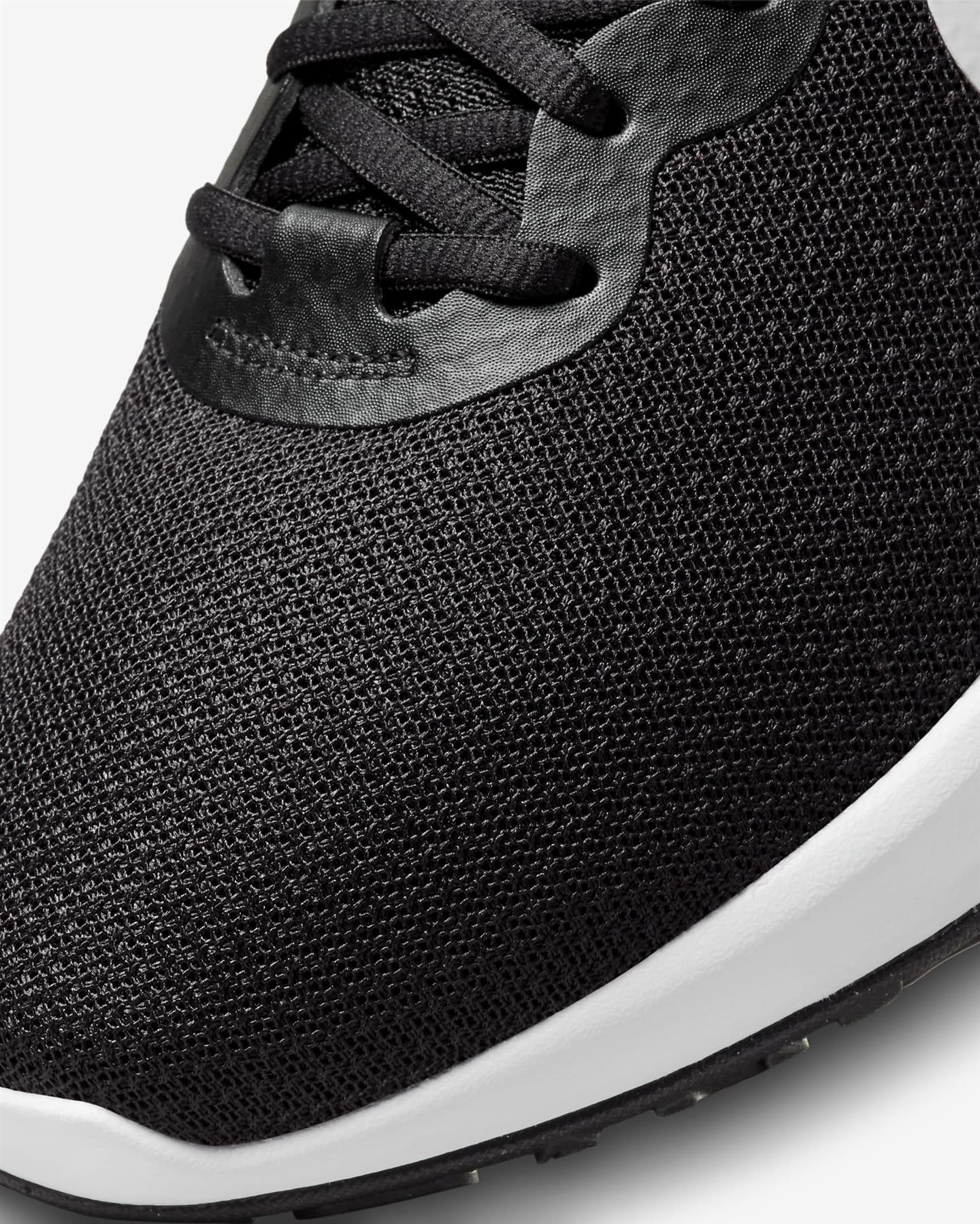 Men's Wide Fit Nike DD8475-003 Revolution 6 Running Trainers - Image 5