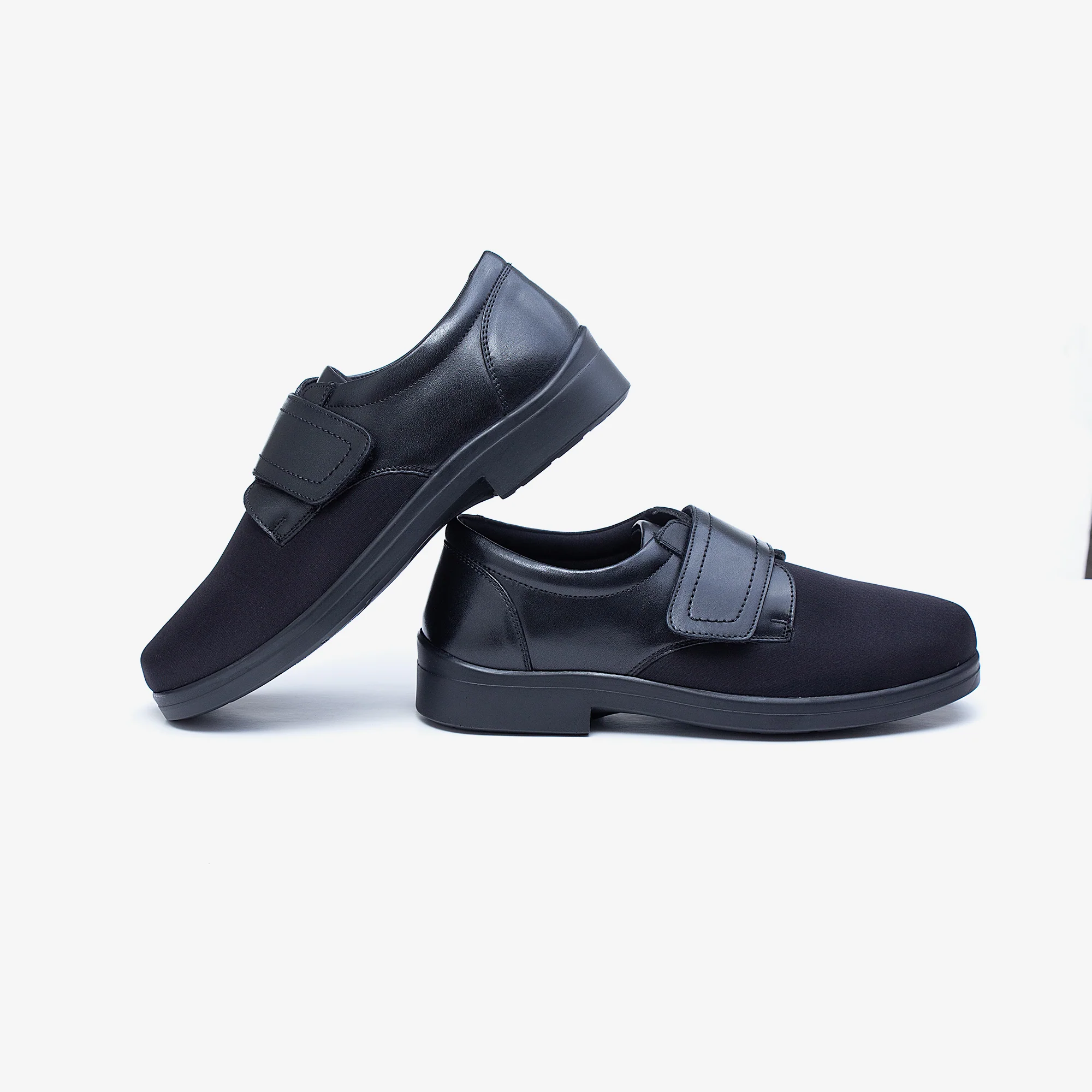 Mens Wide Fit Tredd Well Benjamin Velcro Soft Stretch Shoes - Image 9