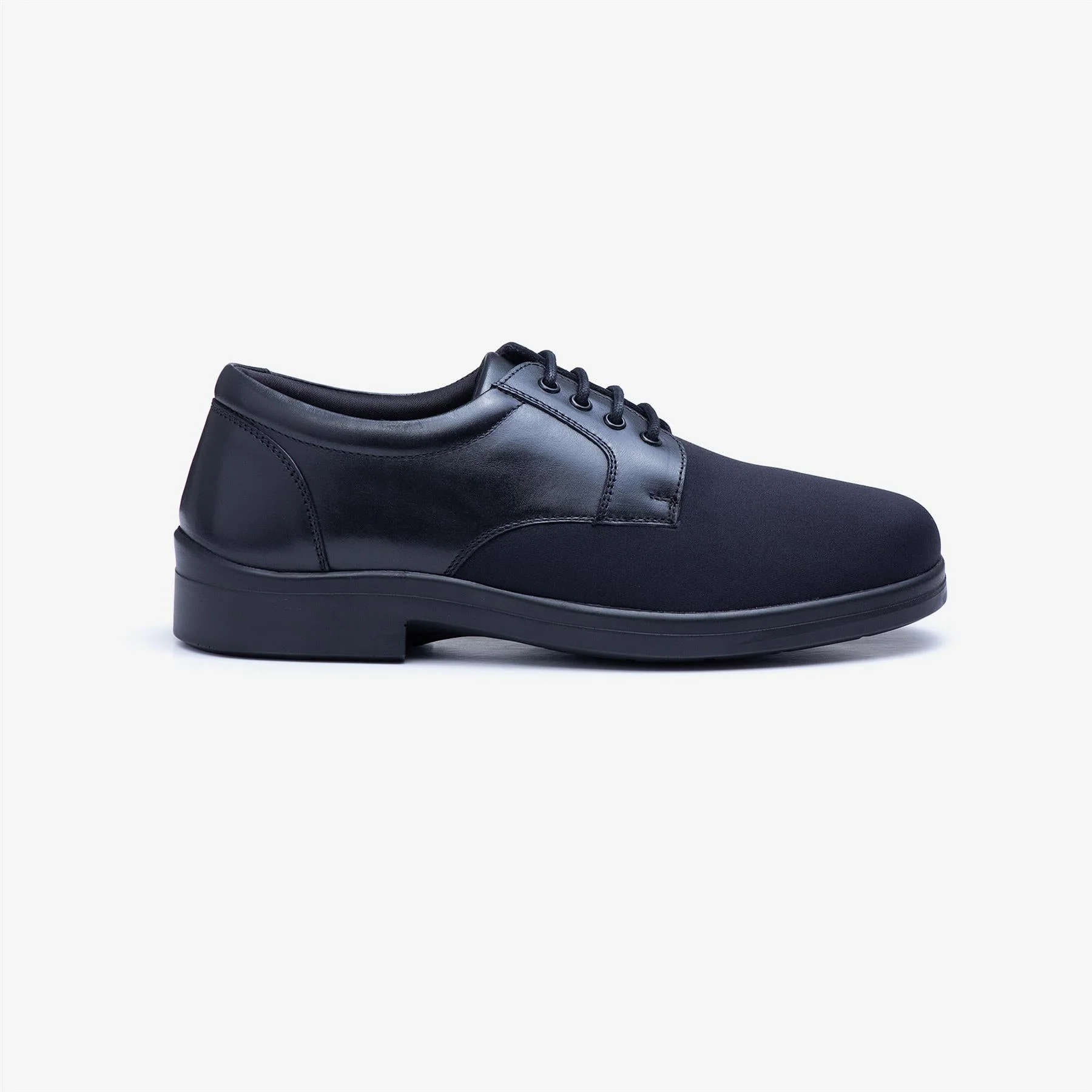 Mens Wide Fit Tredd Well Ryan Lace Up Shoes - Black - Image 3