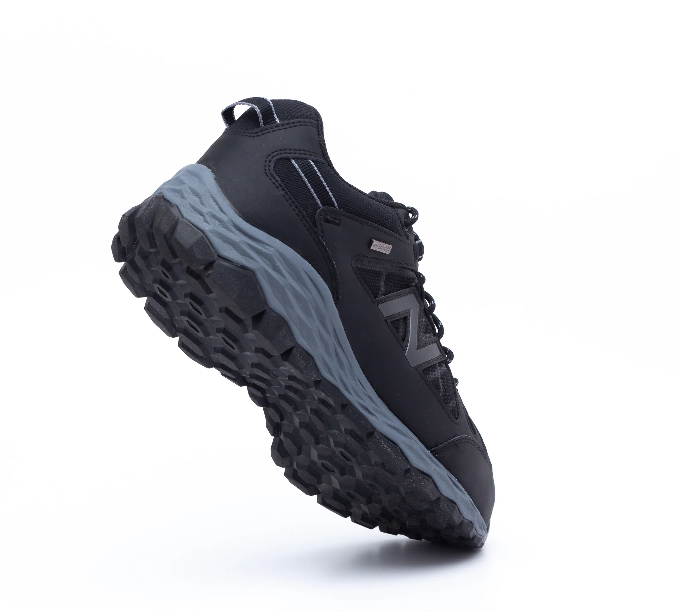 Women's Wide Fit Waterproof New Balance MW1350WL Fresh Foam Trainers - Image 7