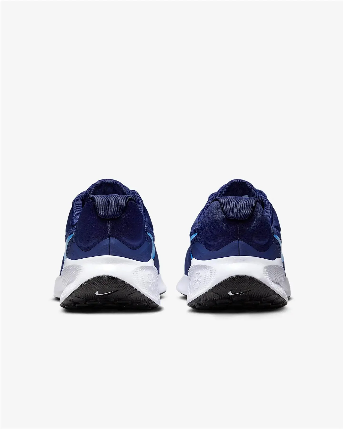 Men's Wide Fit Nike FB8501-400 Revolution 7 Running Trainers - Image 8