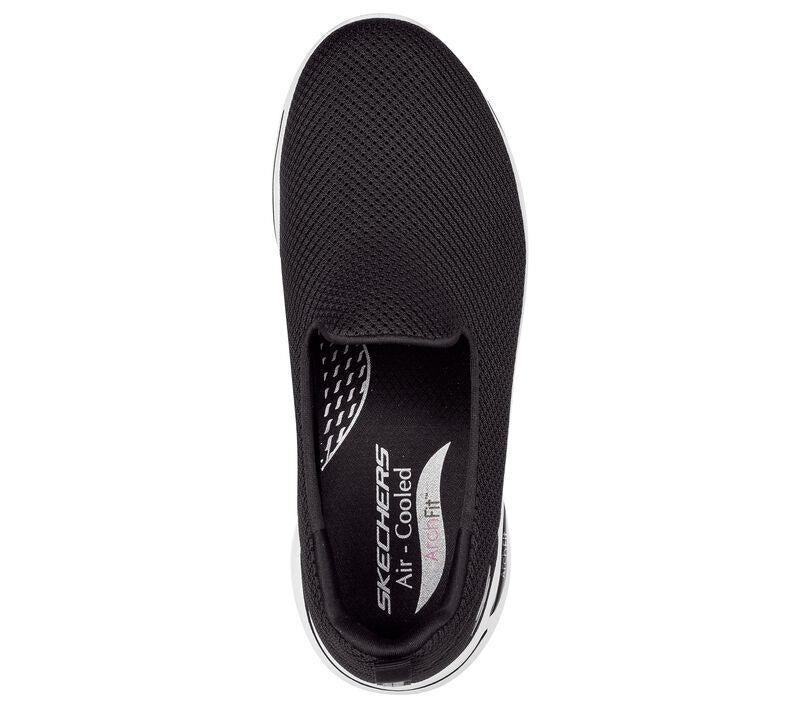 Womens Wide Fit Skechers Grateful 124401 Arch Fit Walking Trainers - Image 4